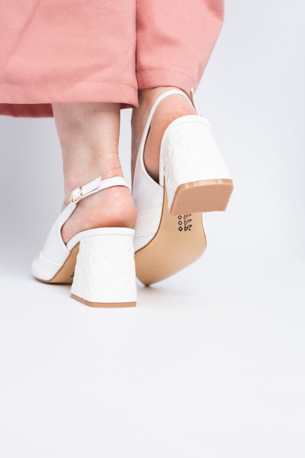 Pantofi Dama decupați cu Toc Piele Ecologica cu perforații alb BS771AY2404170 123