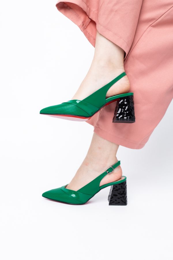 Pantofi Dama decupați cu Toc Piele Ecologica cu perforații verde BS771AY2404242 121