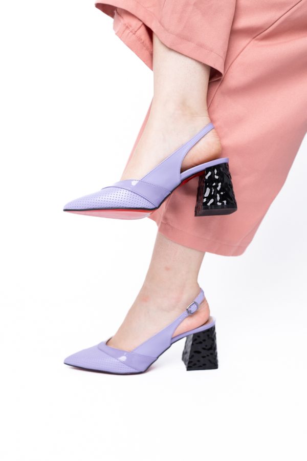 Pantofi Dama decupați cu Toc Piele Ecologica cu perforații violet mat BS771AY2404240 121