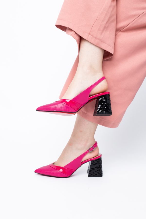 Pantofi Dama decupați cu Toc Piele Ecologica cu perforații fuchsia mat BS771AY2404239 121