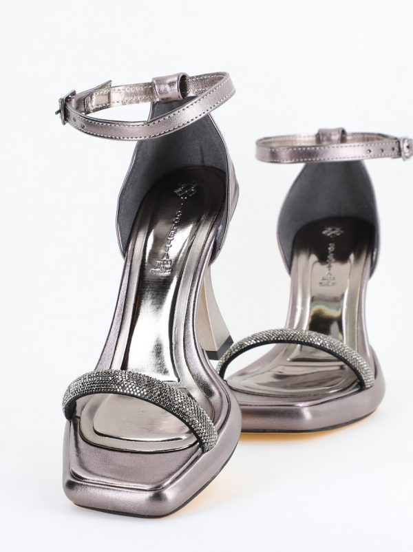 Sandale elegante pentru femei cu toc subțire din piele ecologică de culoare Platina metalic (BS014HSN2404185) 124