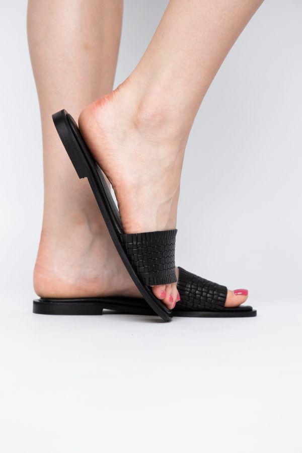 Papuci Damă Fără Toc din Piele Naturală culoare Negru Nicoletta (BS21TR2405533) 121