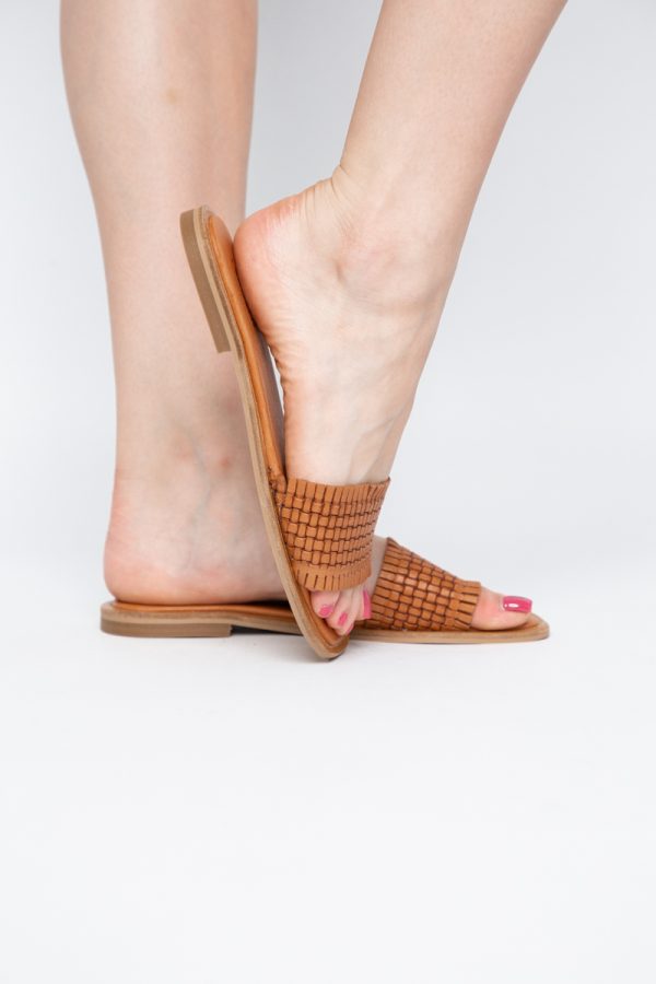 Papuci Damă Fără Toc din Piele Naturală culoare Maro Nicoletta (BS21TR2405532) 123