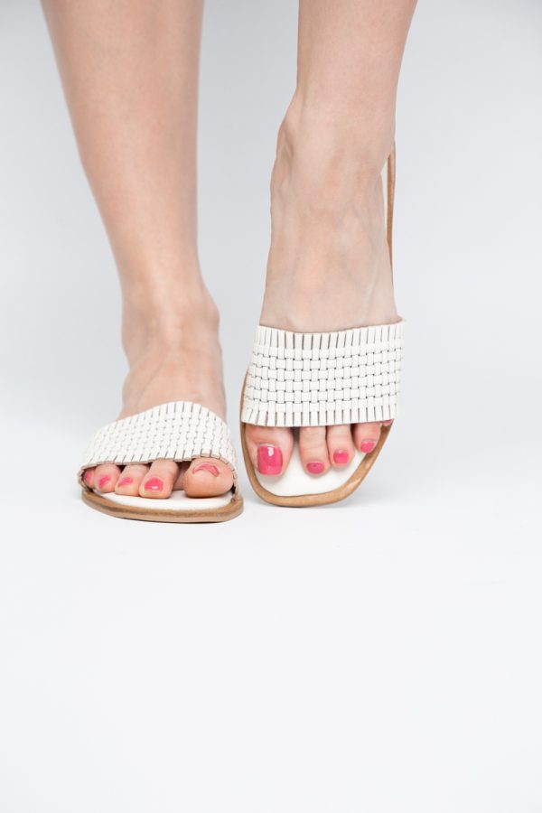 Papuci Damă Fără Toc din Piele Naturală culoare Bej Nicoletta (BS21TR2405526) 119
