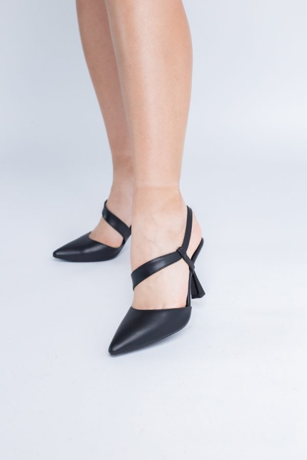 Pantofi Damă cu Toc Subțire din Piele Ecologică cu elastic Negru BS610AY2405344 119