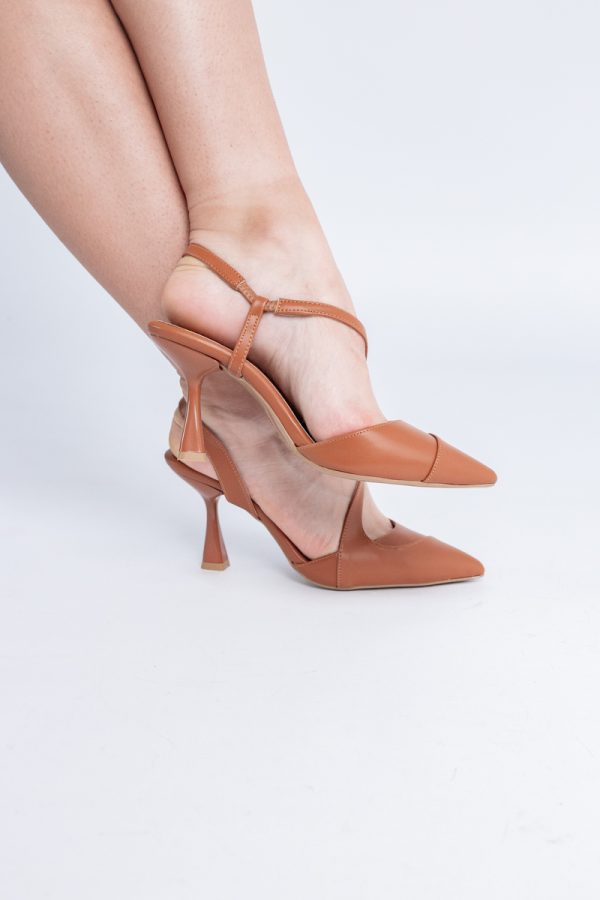 Pantofi Damă cu Toc Subțire din Piele Ecologică cu elastic Maro BS610AY2405342 121