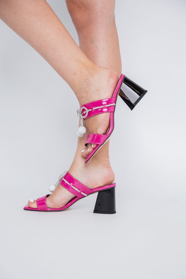 Saboți cu toc pentru femei din piele ecologică accesorizati cu strasuri culoarea Roz fuchsia (BS521TR2405369) 119
