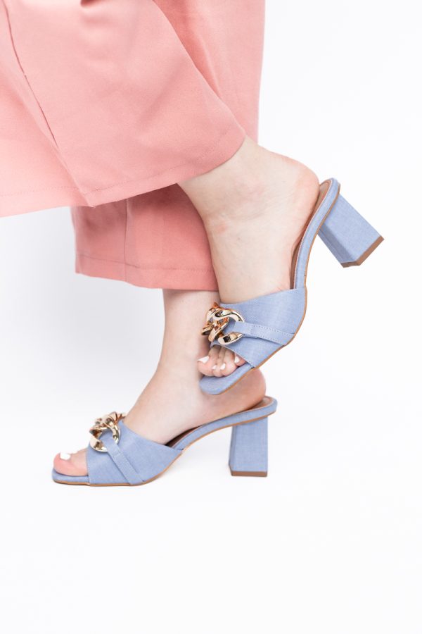 Saboți damă cu toc din piele ecologica cu design cu lanț culoare albastru denim (BS080TR2405445) 121