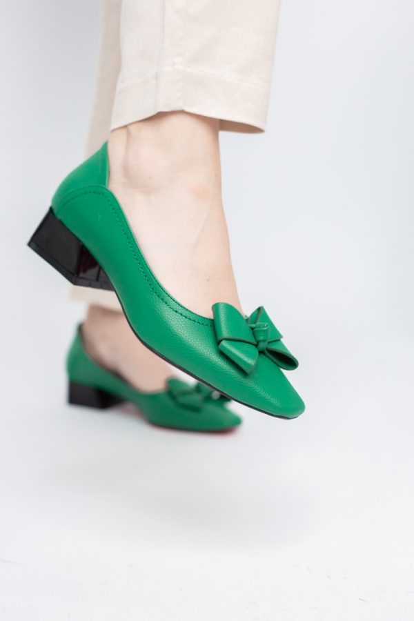 Pantofi Damă cu Toc Jos din Piele Ecologică cu fundiță Verde (BS502D2405408) 121