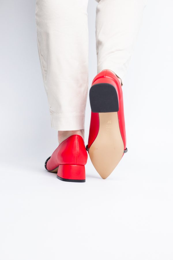 Pantofi Damă cu Toc Jos din Piele Ecologică culoare Roșu (BS021AY2405461) 123