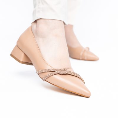 Pantofi Damă cu Toc Jos din Piele Ecologică cu pietricele culoare Nud (BS023AY2405456)