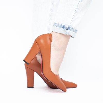 Pantofi pentru Femei cu Toc Gros Piele Ecologică Varf Ascutit culoare Maro - BS980AY2405426