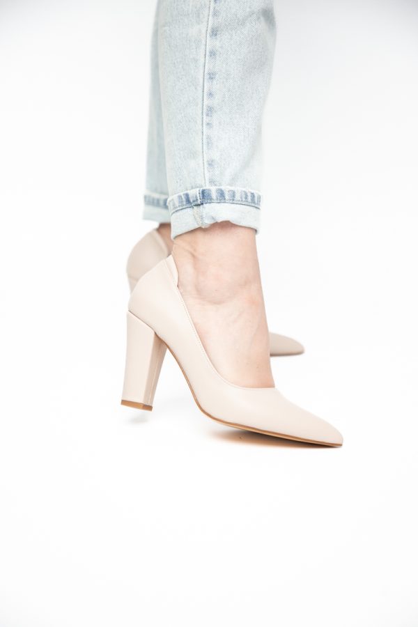 Pantofi pentru Femei cu Toc Gros Piele Ecologică Varf Ascutit culoare Bej - BS980AY2405423 125