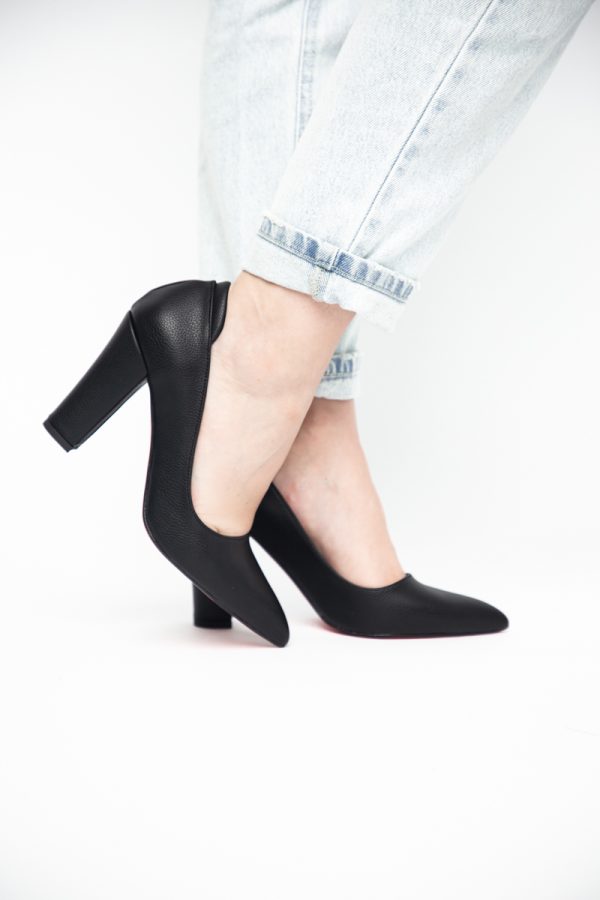 Pantofi pentru Femei cu Toc Gros Piele Ecologică Varf Ascutit culoare Negru - BS980AY2405428 119