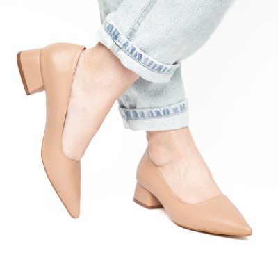 Pantofi Damă cu Toc Jos din Piele Ecologică Nud mat (BS020AY2405469)