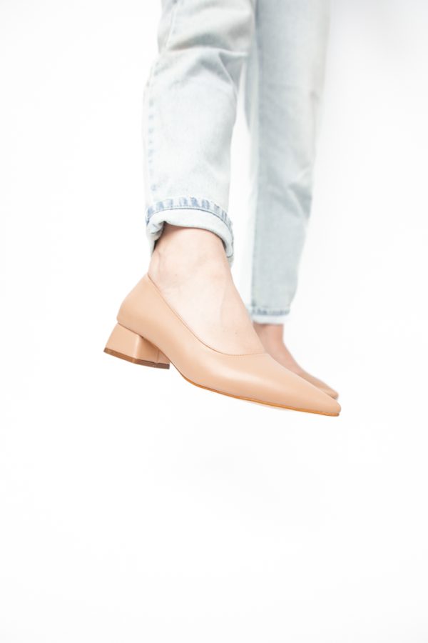 Pantofi Damă cu Toc Jos din Piele Ecologică Nud mat (BS020AY2405469) 123