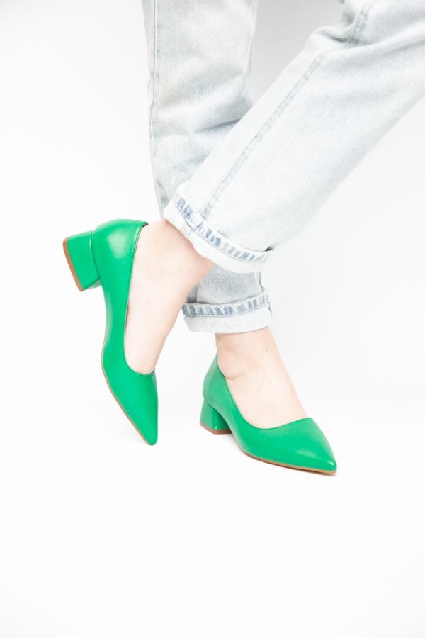 Pantofi Damă cu Toc Jos din Piele Ecologică Verde mat (BS020AY2405471) 119