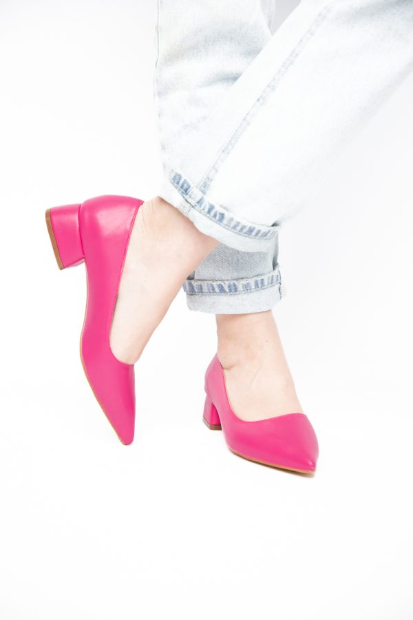 Pantofi Damă cu Toc Jos din Piele Ecologică Fuchsia mat (BS020AY2405468) 119