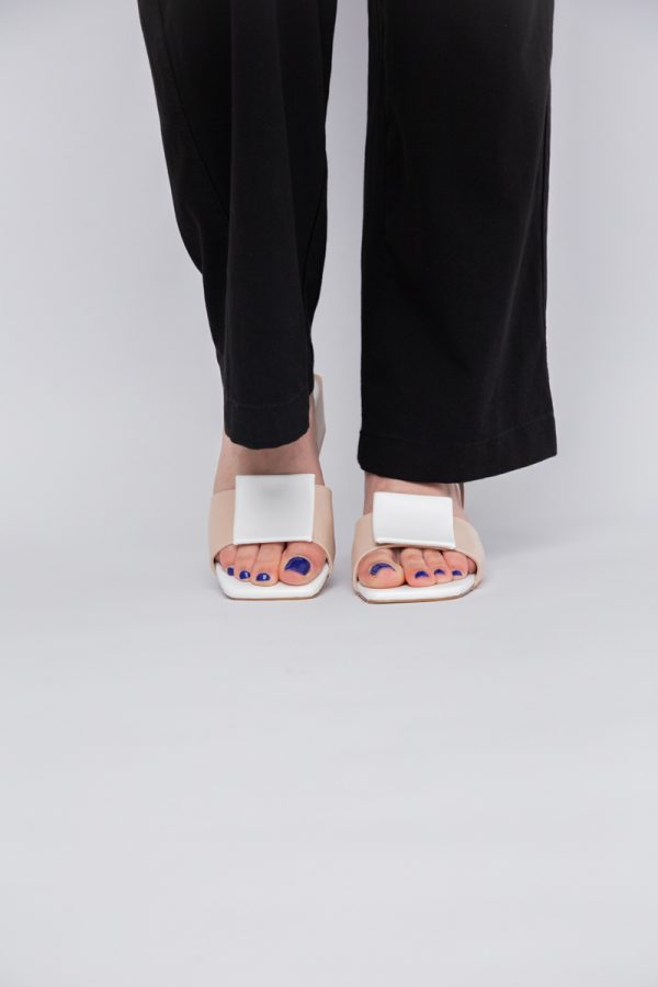 Sandale Dama cu Toc jos Piele Ecologica culoare Bej cu alb BS352SN2405498 121