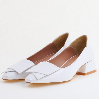 Pantofi Damă cu Toc Jos din Piele Ecologică Alb Lac (BS500D2405479)
