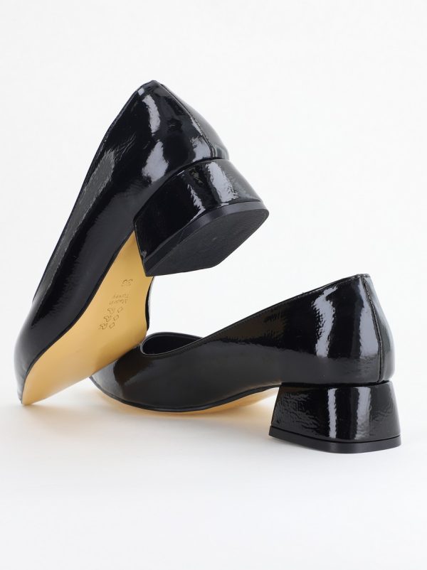 Pantofi Damă cu Toc Jos din Piele Ecologică Negru lac (BS020AY2405465) 122