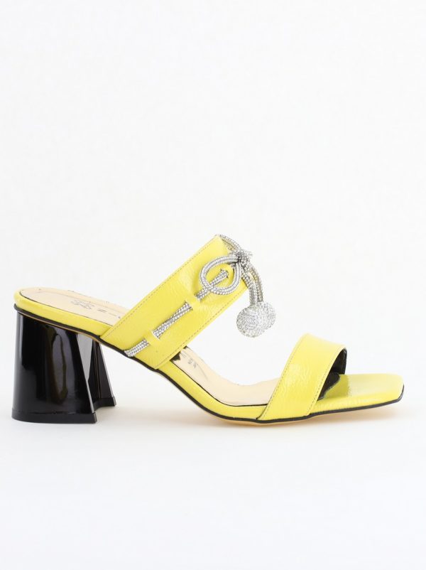 Saboți cu toc pentru femei din piele ecologică accesorizati cu strasuri culoarea Galben Lemon (BS521TR2405325) 125