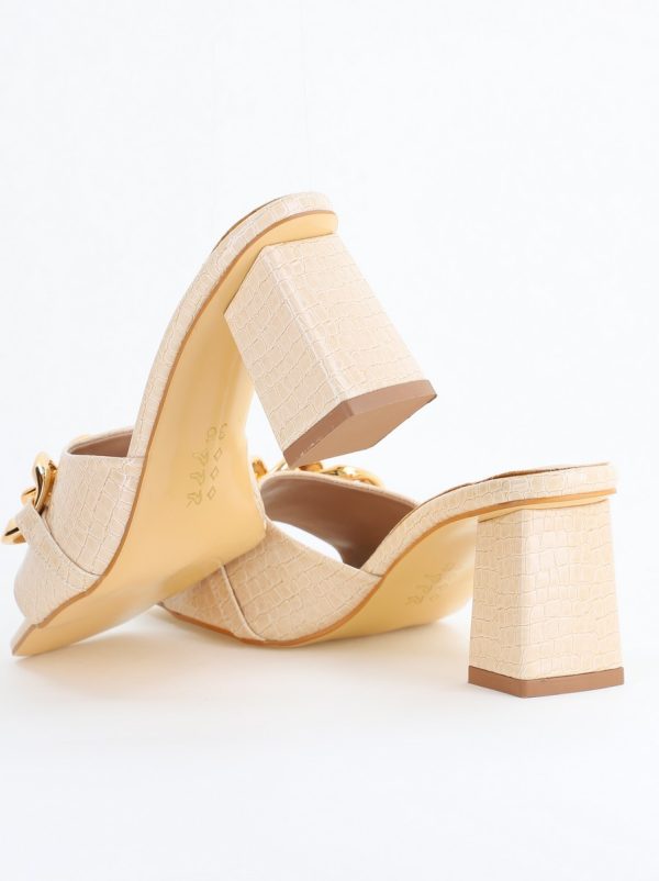 Saboți damă cu toc din piele ecologica texturată cu design cu lanț culoare bej lucios (BS080TR2405453) 126