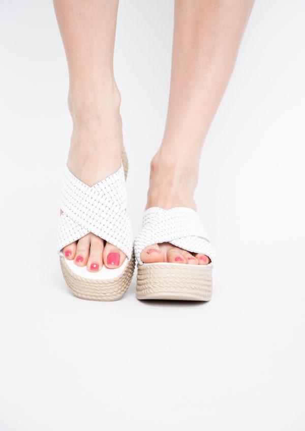 Papuci Damă cu Tapă Groasă din Piele Naturală culoare Alb Nicoletta (BS30320TR2405575) 123