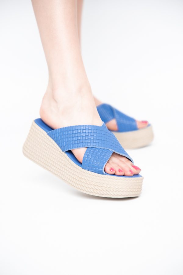Papuci Damă cu Tapă Groasă din Piele Naturală culoare Albastru Nicoletta (BS30320TR2405568) 119