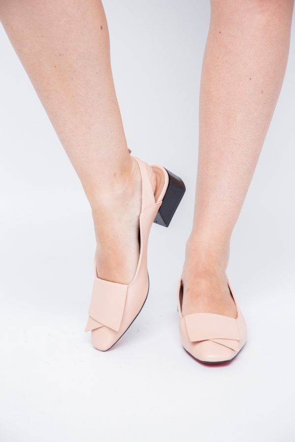 Pantofi Damă cu Toc Jos din Piele Ecologică culoare Roz somon (BS5001D2406670) 121