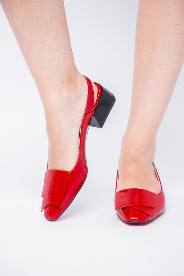 Pantofi Damă cu Toc Jos din Piele Ecologică culoare Roșu Lac (BS5001D2405614) 121