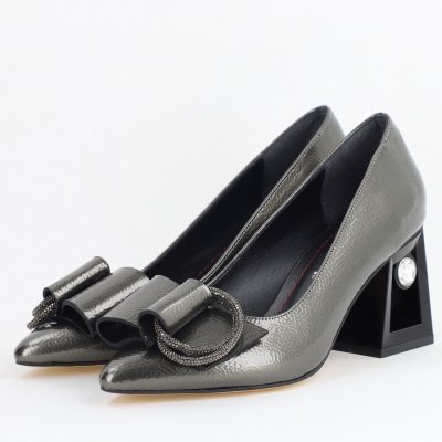 Pantofi Damă cu Toc Gros Piele Ecologică cu Pietricele Varf Ascutit culoare platina - BS21402AY2405557