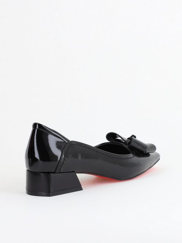 Pantofi Damă cu Toc Jos din Piele Ecologică cu fundiță Negri lac (BS502D2406664) 122