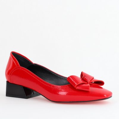 Pantofi Damă cu Toc Jos din Piele Ecologică cu fundiță Roșu lac (BS502D2405620)