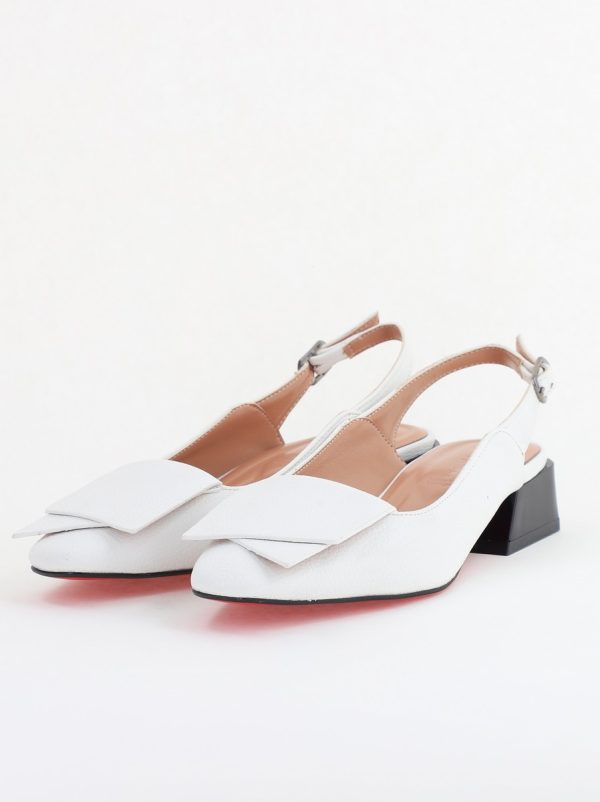 Pantofi Damă cu Toc Jos din Piele Ecologică culoare Alb (BS5001D2405611) 119