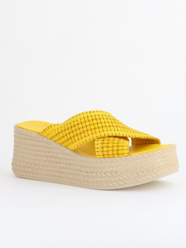 Incaltaminte Dama - Papuci Damă cu Tapă Groasă din Piele Naturală culoare Galben Nicoletta (BS30320TR2405573)
