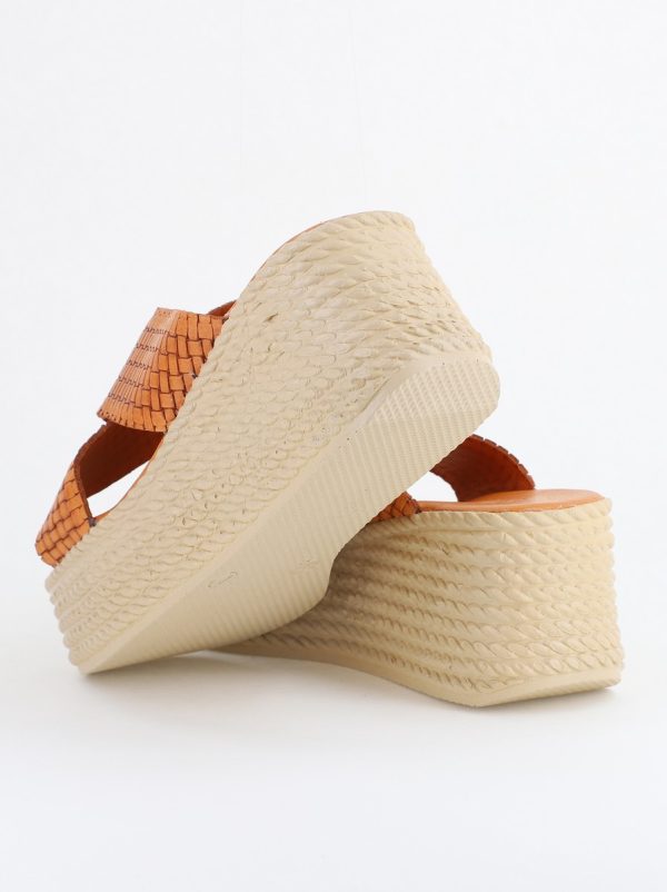 Papuci Damă cu Tapă Groasă din Piele Naturală culoare Maro Nicoletta (BS30320TR2405570) 122