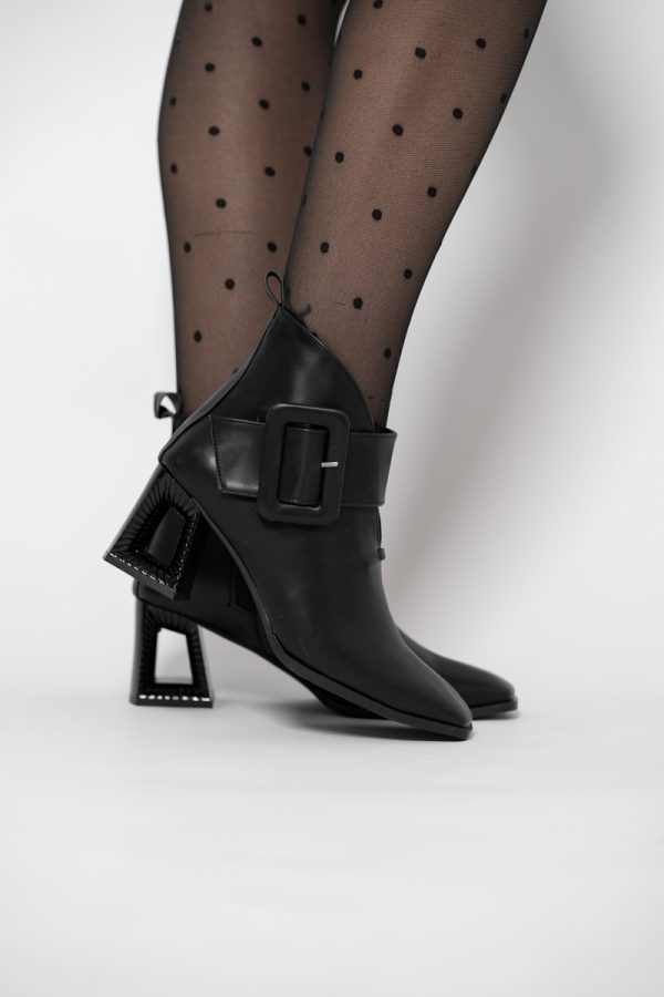 Botine elegante de damă cu toc, din piele ecologică cu fermoar - culoare Negru Mat BS750BT2409853 123