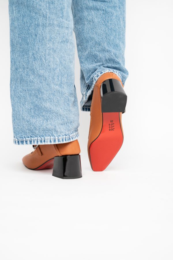 Pantofi Casual Damă cu Toc Jos din Piele Ecologică culoare Maro mat BS806D2410096 123