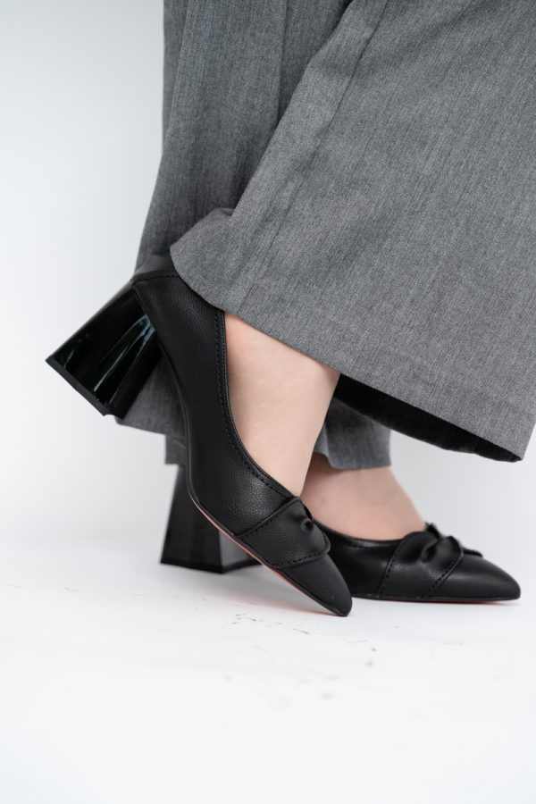 Pantofi Damă cu Toc din Piele Ecologică negru mat (BS2006D2409881) 121