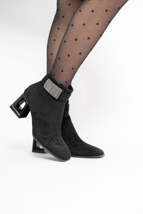 Botine elegante de damă cu toc, din piele ecologică intoarsă cu fermoar - culoare Negru  BS756BT2409864 125