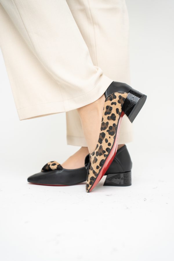 Pantofi Damă cu Toc Jos din Piele Ecologică Negru-Maro (BS503D2410106) 123