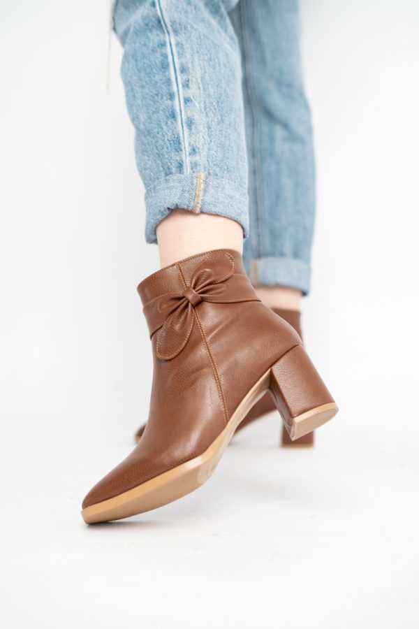 Botine elegante de damă cu toc din piele ecologică cu fundiță Maro BS1092BT2411153 121