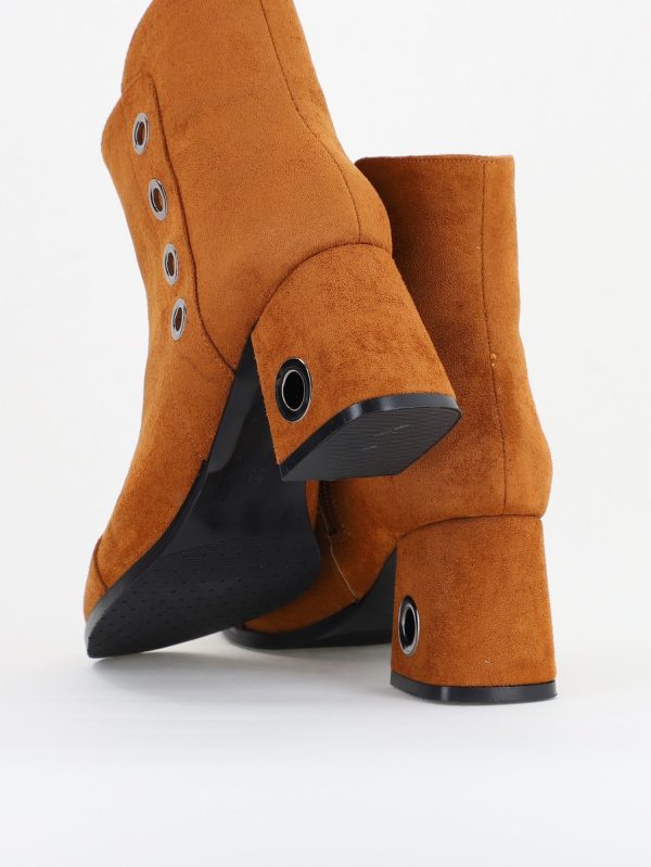 Botine damă cu toc din piele întoarsă ecologică cu fermoar - culoare Maro 125