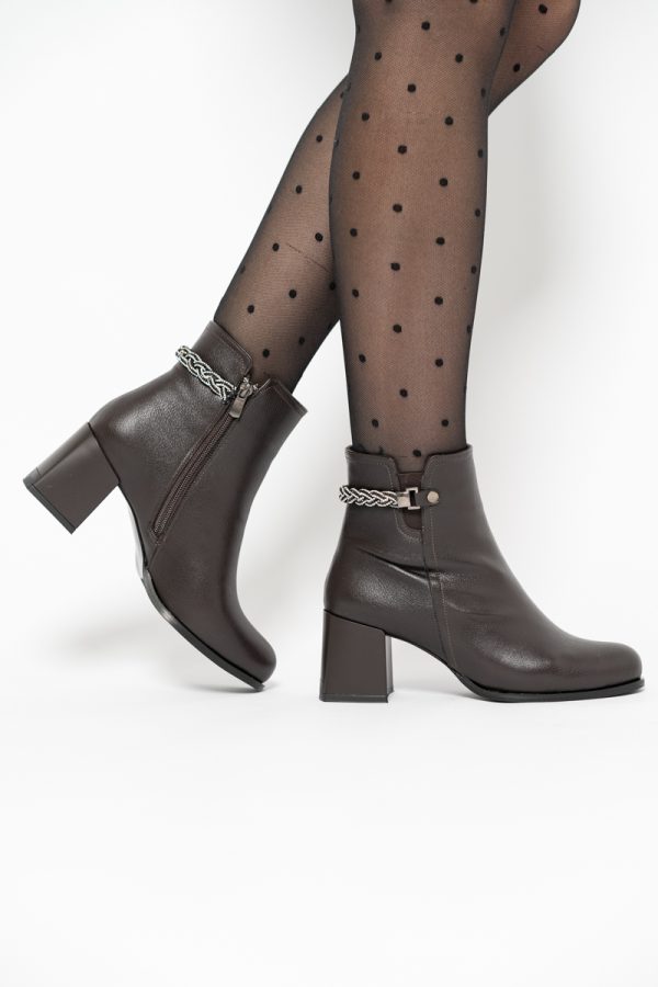 Botine elegante de damă cu toc, din piele ecologică  cu fermoar - culoare Cafeniu mat BS703BT2409819 119