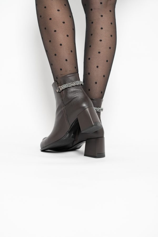 Botine elegante de damă cu toc, din piele ecologică  cu fermoar - culoare Cafeniu mat BS703BT2409819 125