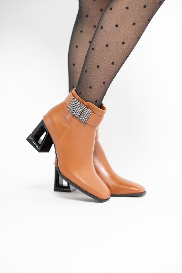 Botine elegante de damă cu toc, din piele ecologică  cu fermoar - culoare Maro  BS756BT2409865 125