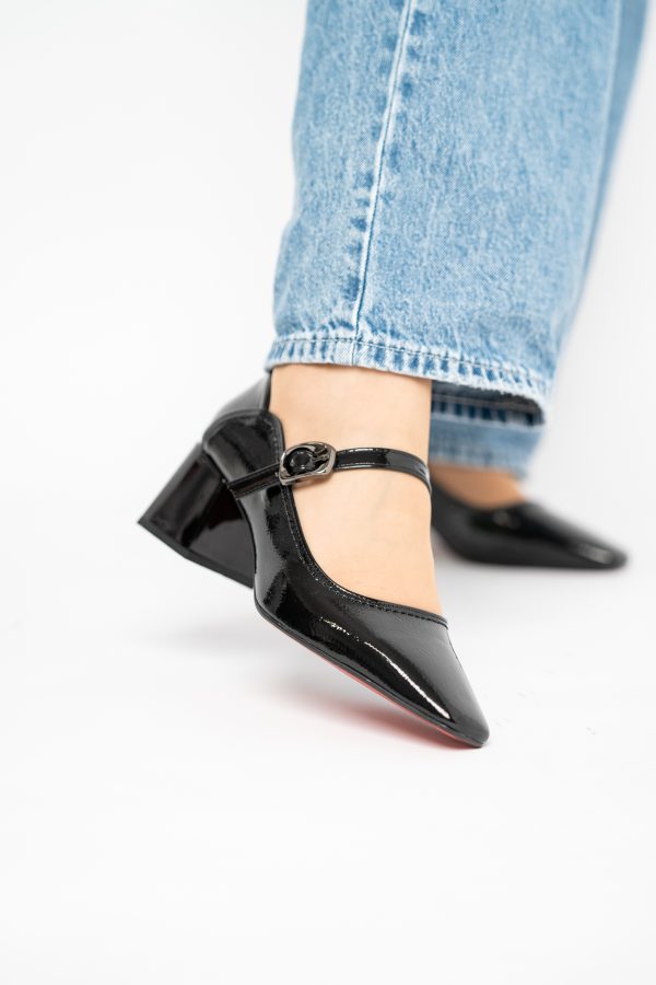Pantofi Casual Damă cu Toc Jos din Piele Ecologică culoare Negru lac BS806D2410091 119