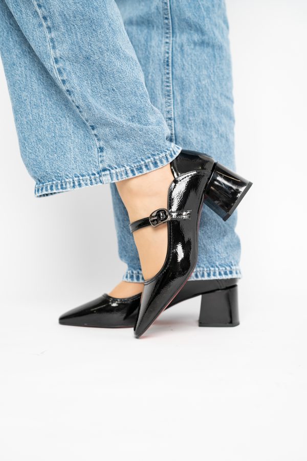 Pantofi Casual Damă cu Toc Jos din Piele Ecologică culoare Negru lac BS806D2410091 121