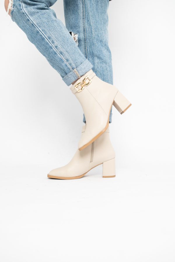 Botine elegante de damă cu toc din piele ecologică cu lanț Bej BS1064AY2411143 123